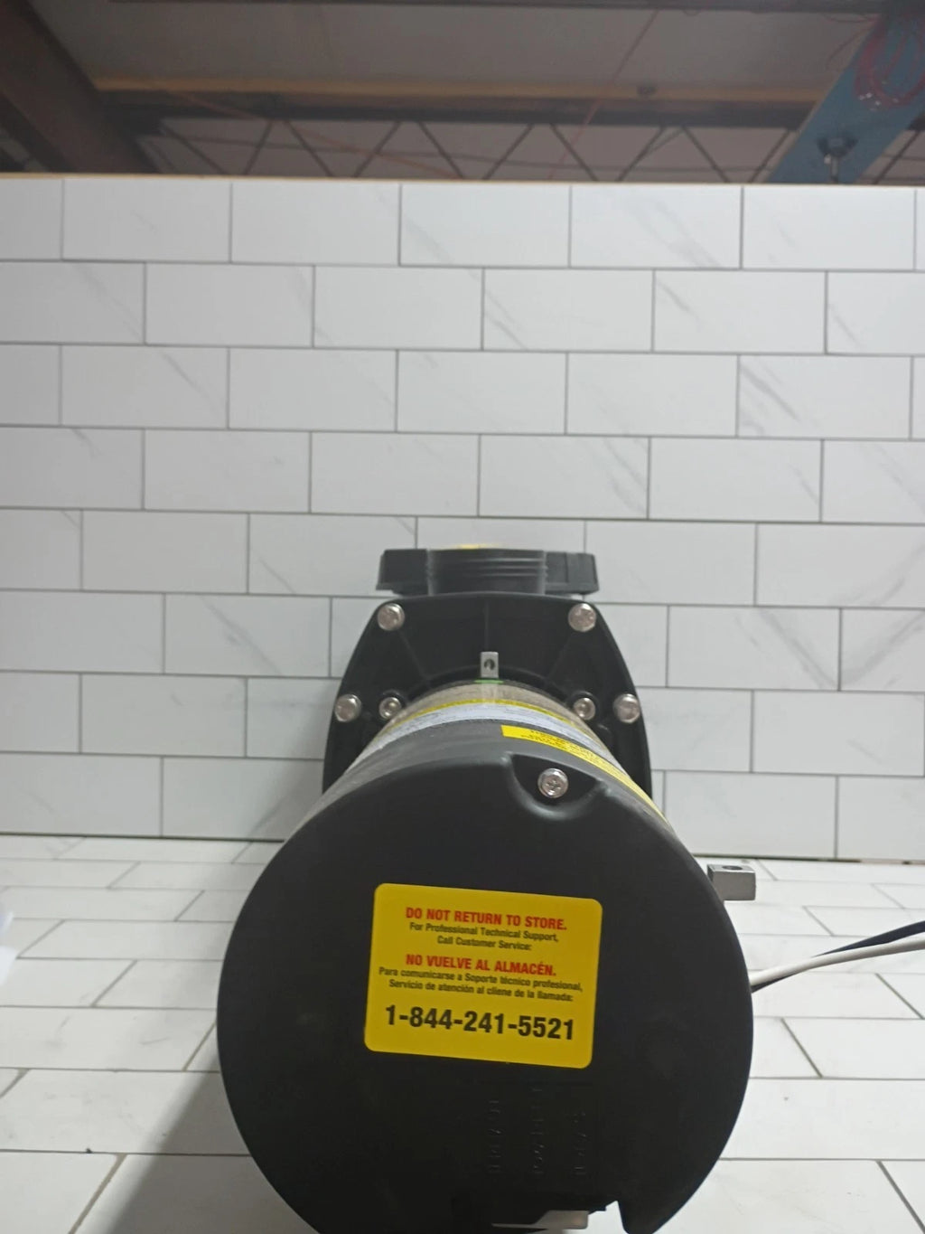 Everbilt SPP10002-2SP 1 HP Pool Pump 2 Speed 230V New Open Box **NO UNIONS**