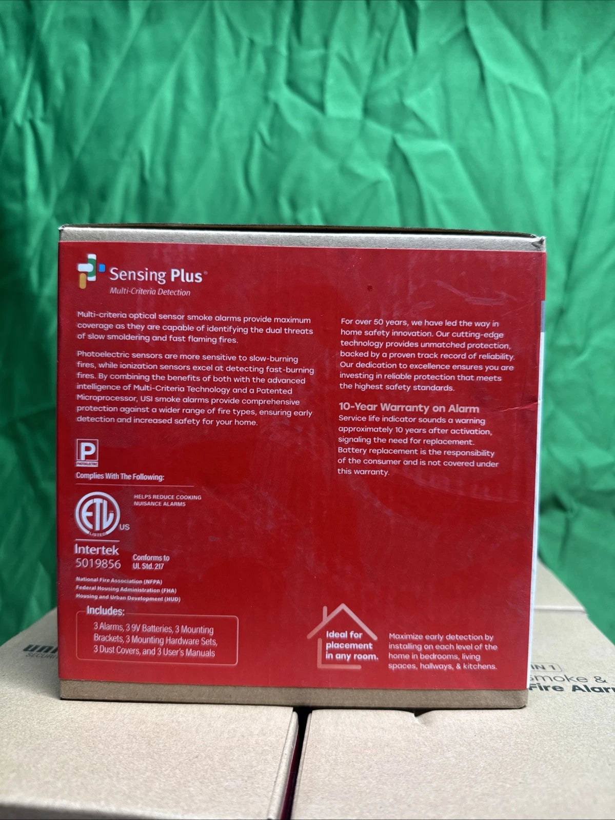 NEW 9-Volt Battery Operated Smoke Detector with Photoelectric Sensor Item 3PACK