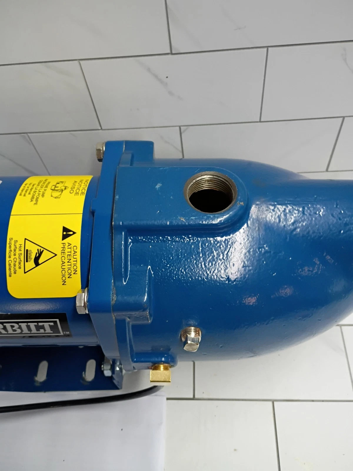 Everbilt 3/4 HP Cast Iron Shallow Well Jet Pump HDSWJ7 For Parts Only.