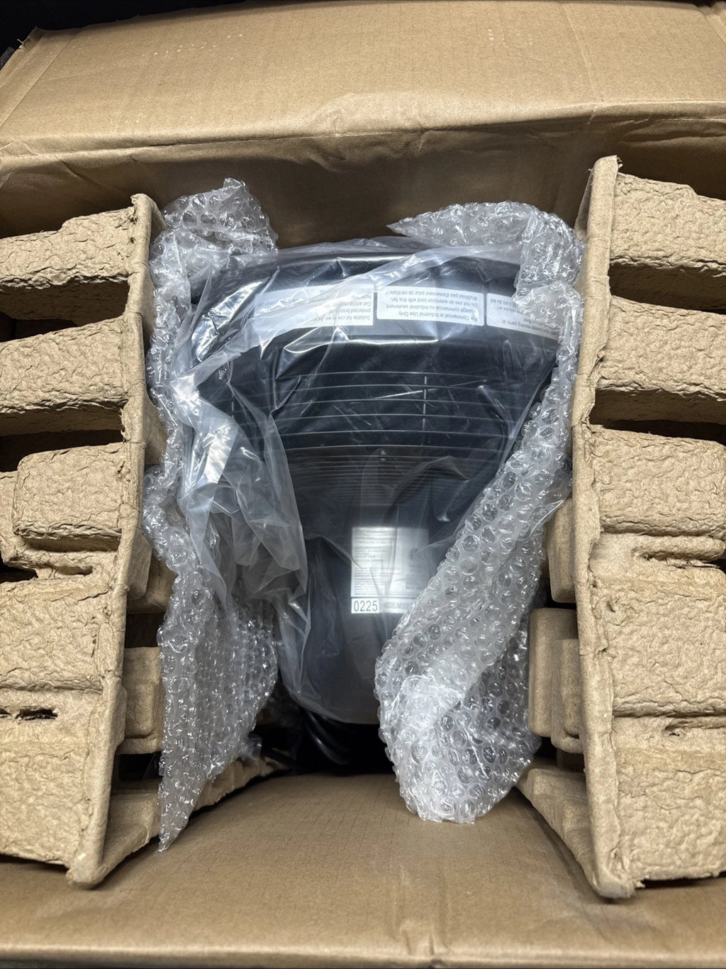 NEW OPEN BOX⚡️18"Outdoor Matte Black Oscillating Wet Rated Wall Mount Fan
