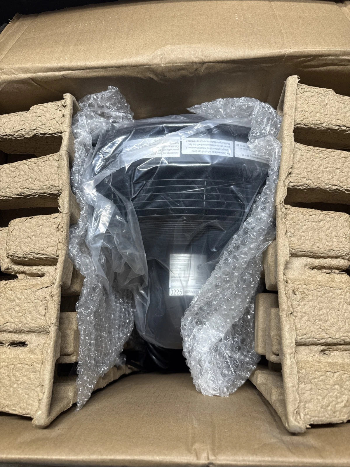 NEW OPEN BOX⚡️18"Outdoor Matte Black Oscillating Wet Rated Wall Mount Fan