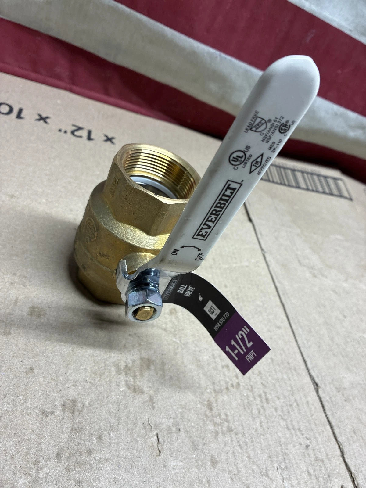 Everbilt 1-1/2 in. FNPT Lead Free Brass Full Port Threaded Ball Valve