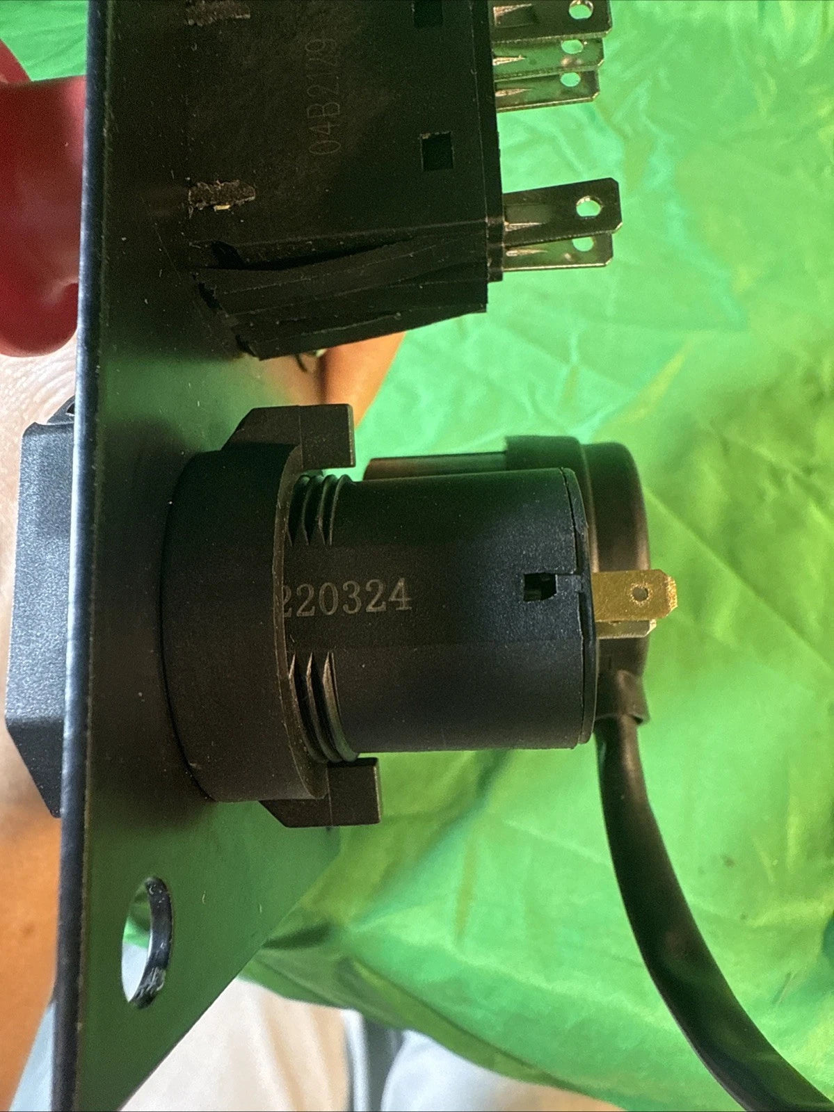 RYOBI Z42Li 80V HP 42" Key Switch, PTO, USB, Clear Bagger Chute. key included.