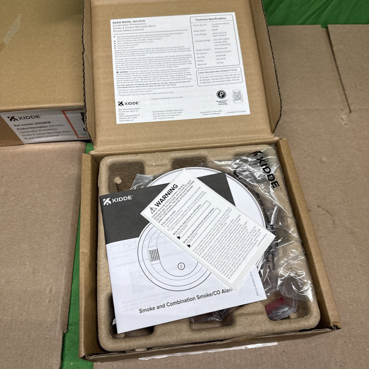 Kidde Smoke & CO Detector, 10-Year Battery, LED Warning Indicators 30CUD10.
