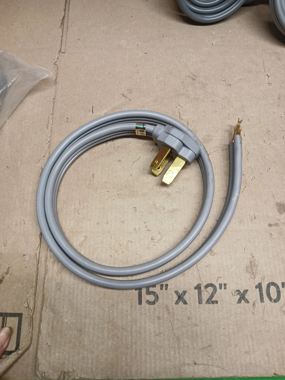 Lot Of Range And Dryers Cords Everbilt (See Discription) Below