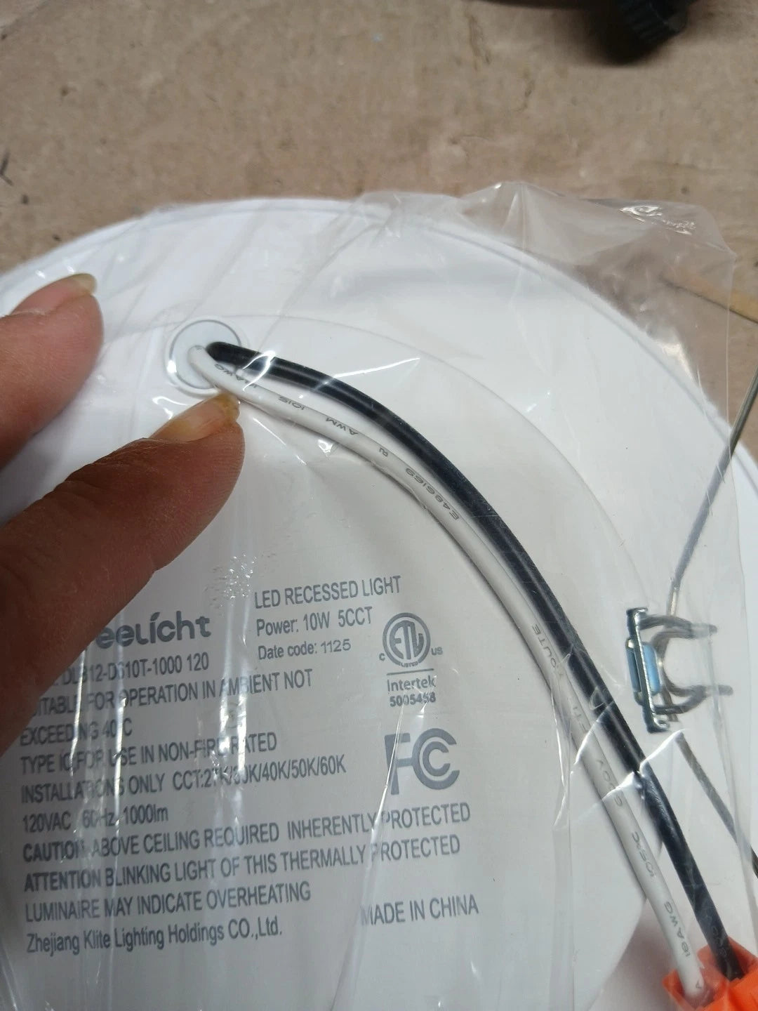 6pk Freelight 6 Inch 5CCT in 1 led can lights with flat trim