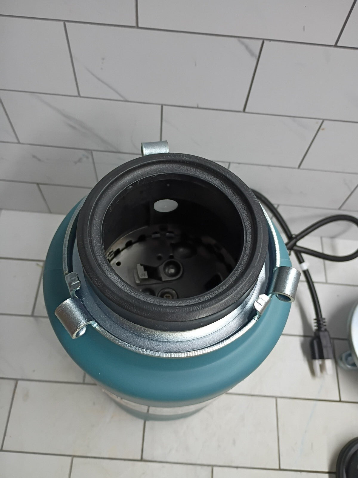 Glacier Bay  GB1000 Turbo Grind 1/2hp Garbage Disposal Open Box
