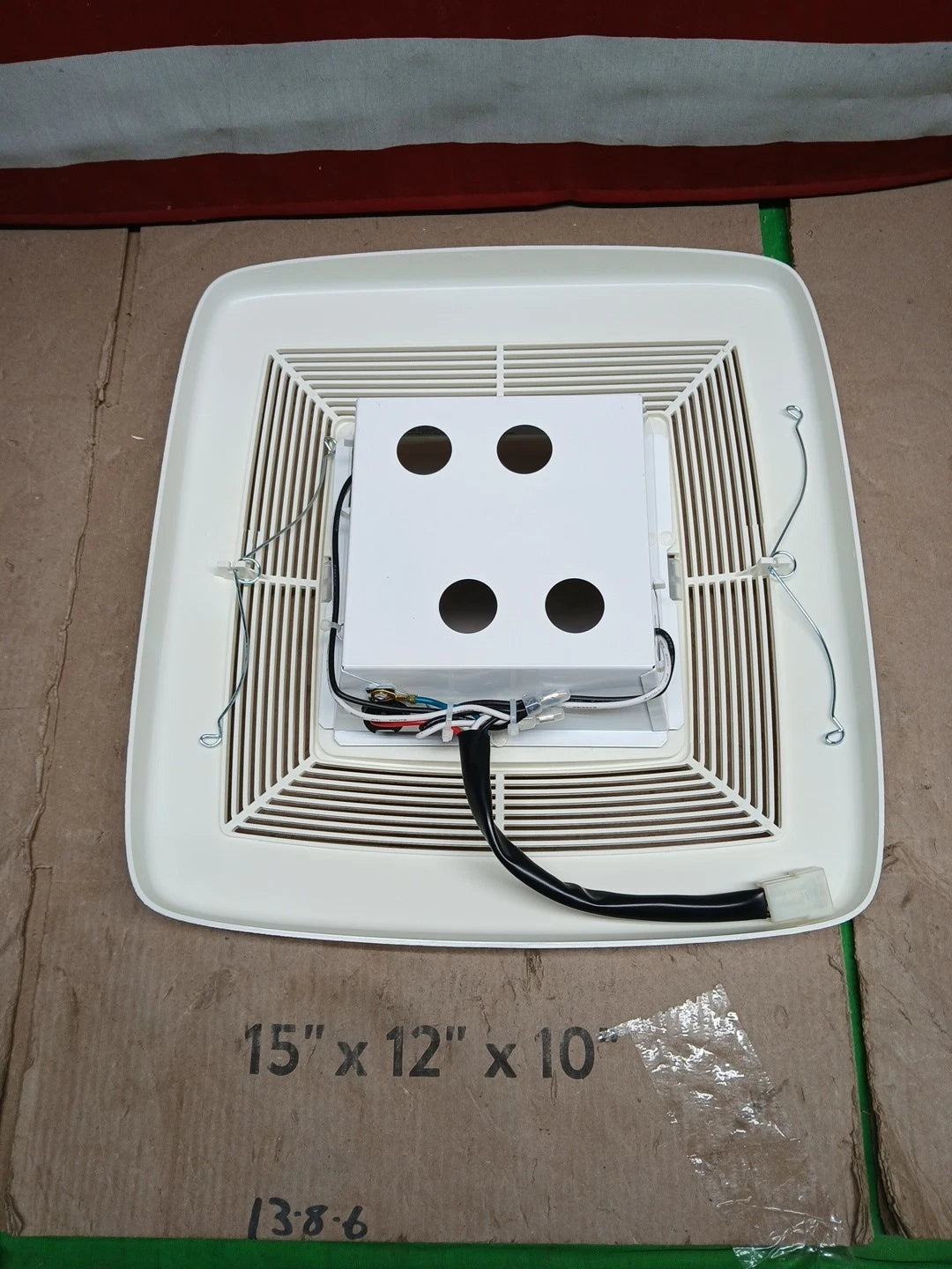 Broan-NuTone QT130LE Quiet 130 CFM Ceiling Bathroom Exhaust Fan with Light,