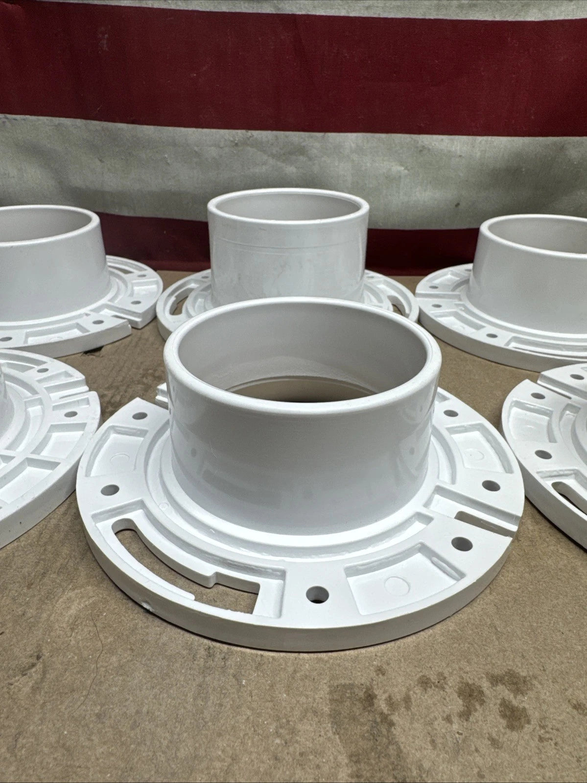 8pck 3" X 4" PVC CLOSET FLANGE NO PIPE STOP STANDARD PATERN New Open Box