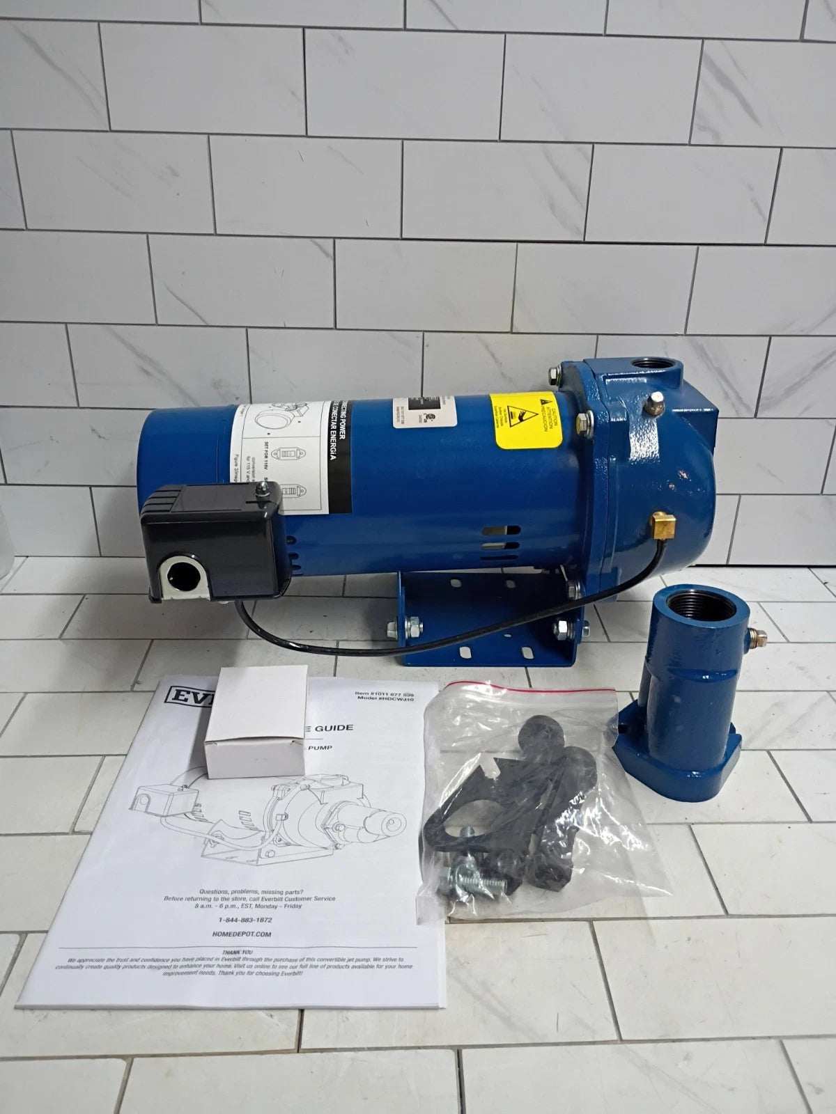 Everbilt 1 HP Professional Convertible Jet Pump. Open Box.