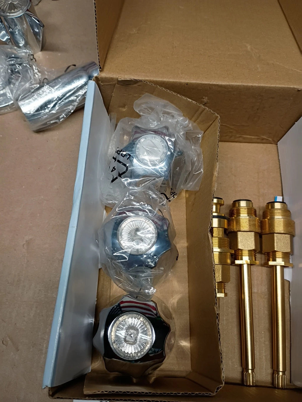 (1) Danco 39617 Tub/Shower Remodeling Kit for Gerber - CHROME NEW Open Box