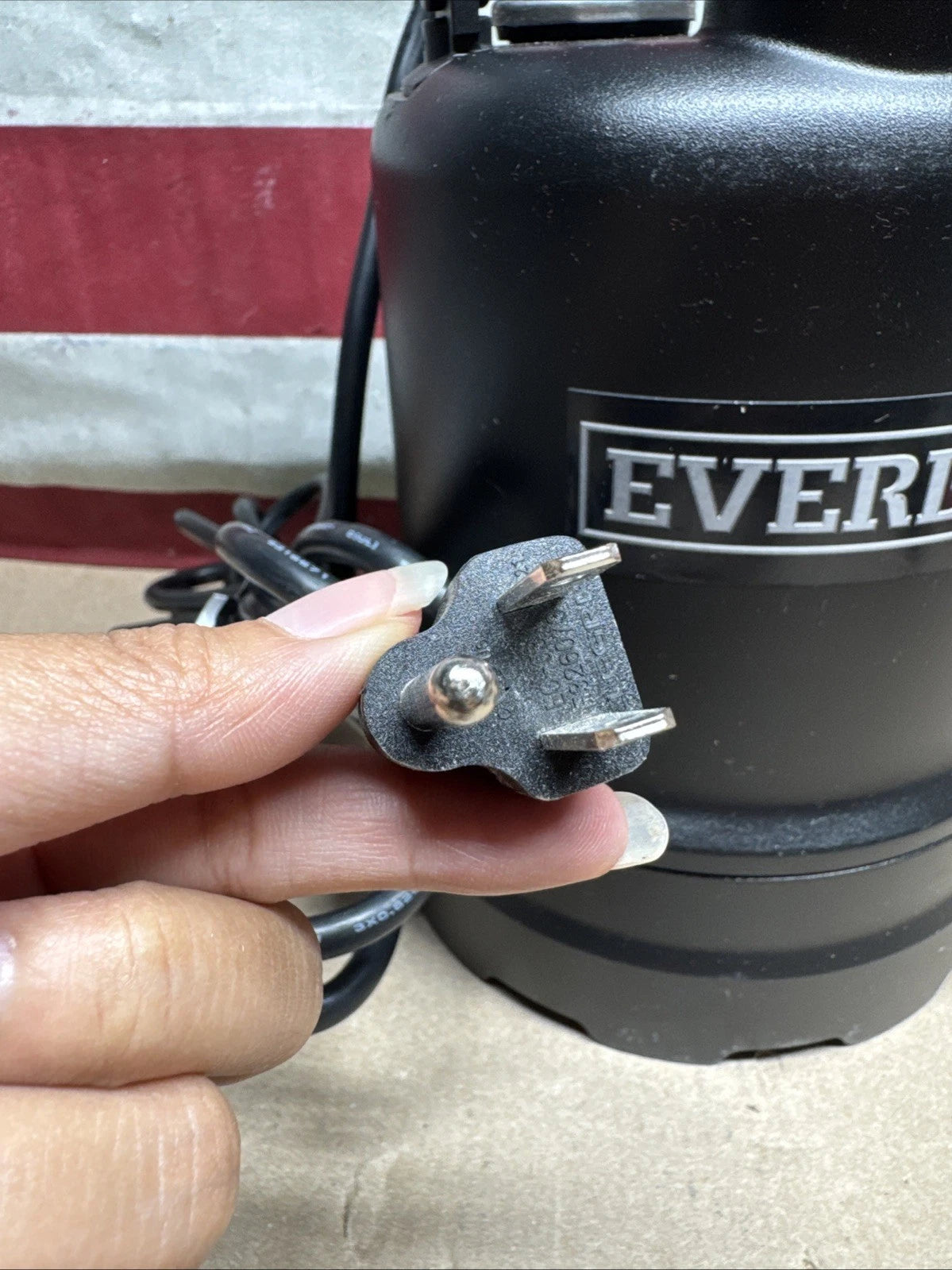 Everbilt 1/3 HP Submersible Aluminum Utility Pump Corrosion Resistant.
