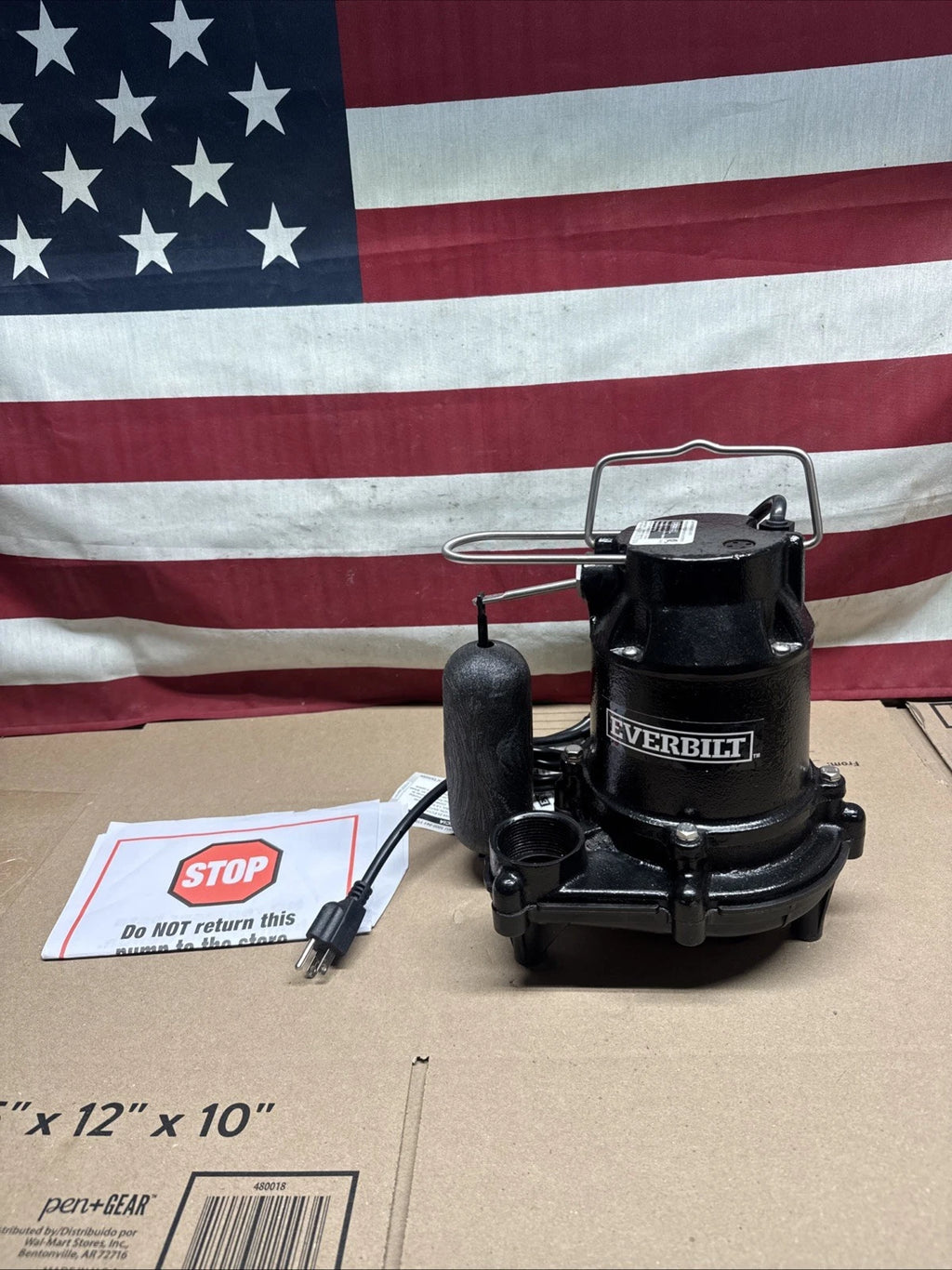 Everbilt 1/3 HP Cast Iron Submersible Sump Pump HDS30 Open Box