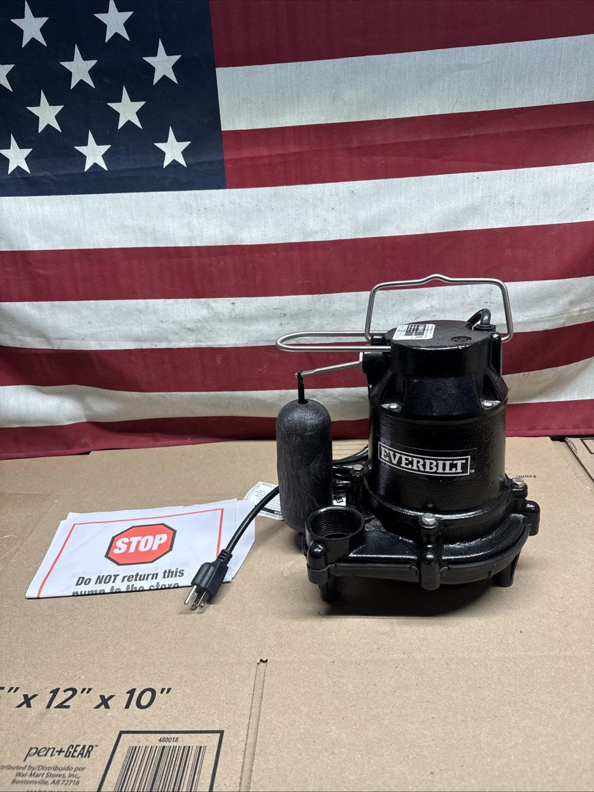 Everbilt 1/3 HP Cast Iron Submersible Sump Pump HDS30 Open Box
