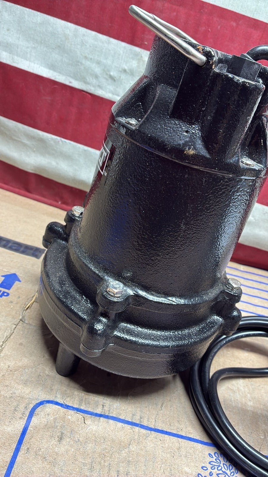 Everbilt HDS50 1/2 HP Cast Iron Sump Pump Model OPEN BOX.