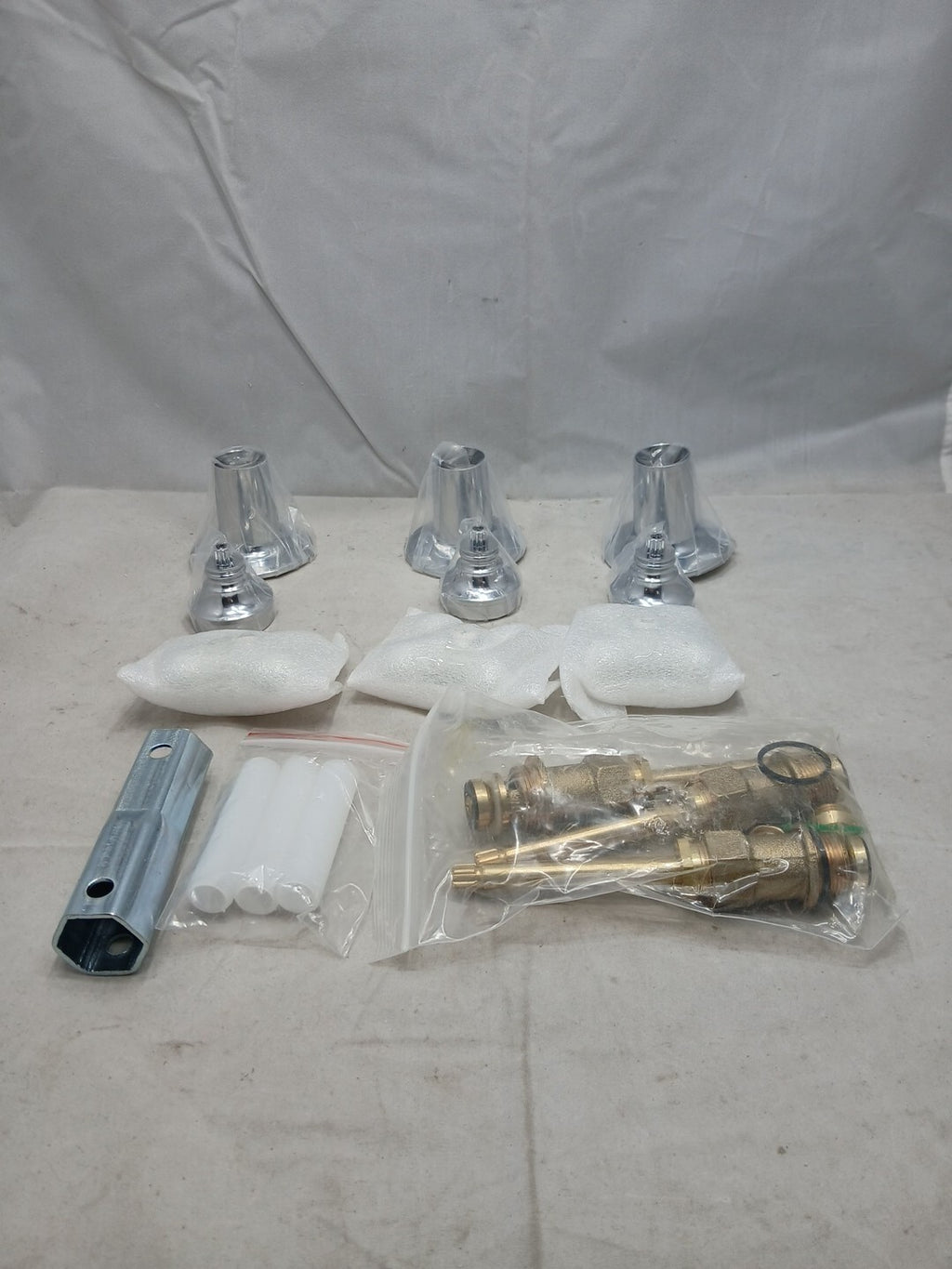 NEW Danco Tub/Shower Remodel Kit for Pfister - Porcelain Cross Arm - 39696 (ob)