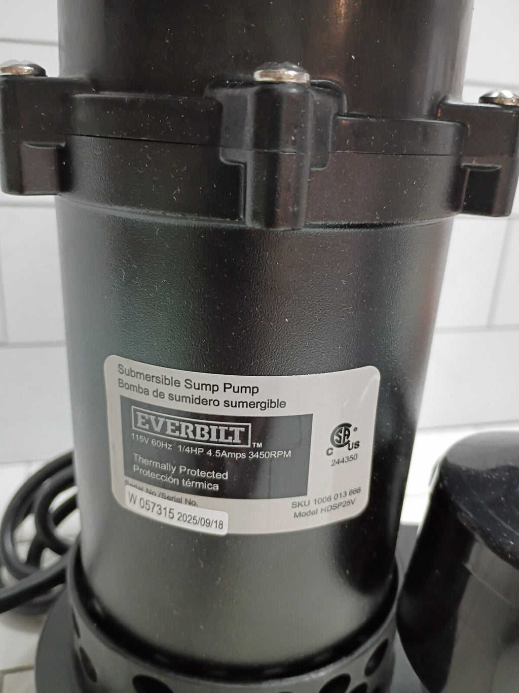 Everbilt HDSP25V 1/4 HP Aluminum Submersible Sump Pump Vertical Switch Open Box