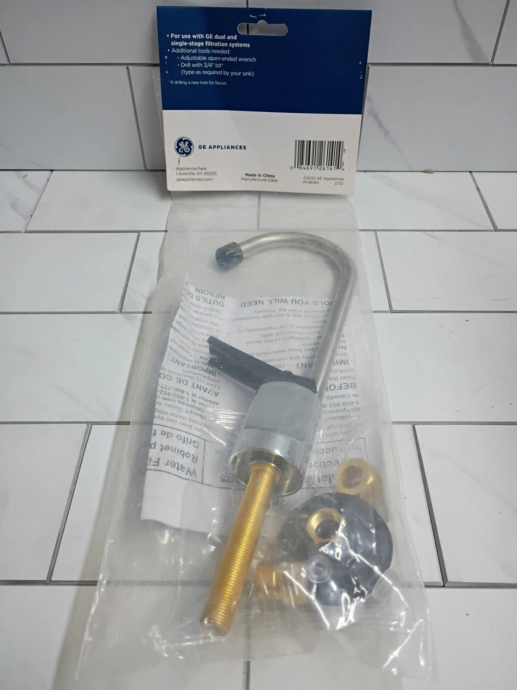 GH 084691261414 Water Filtration Faucet Kit Chrome brass connector New Open Box
