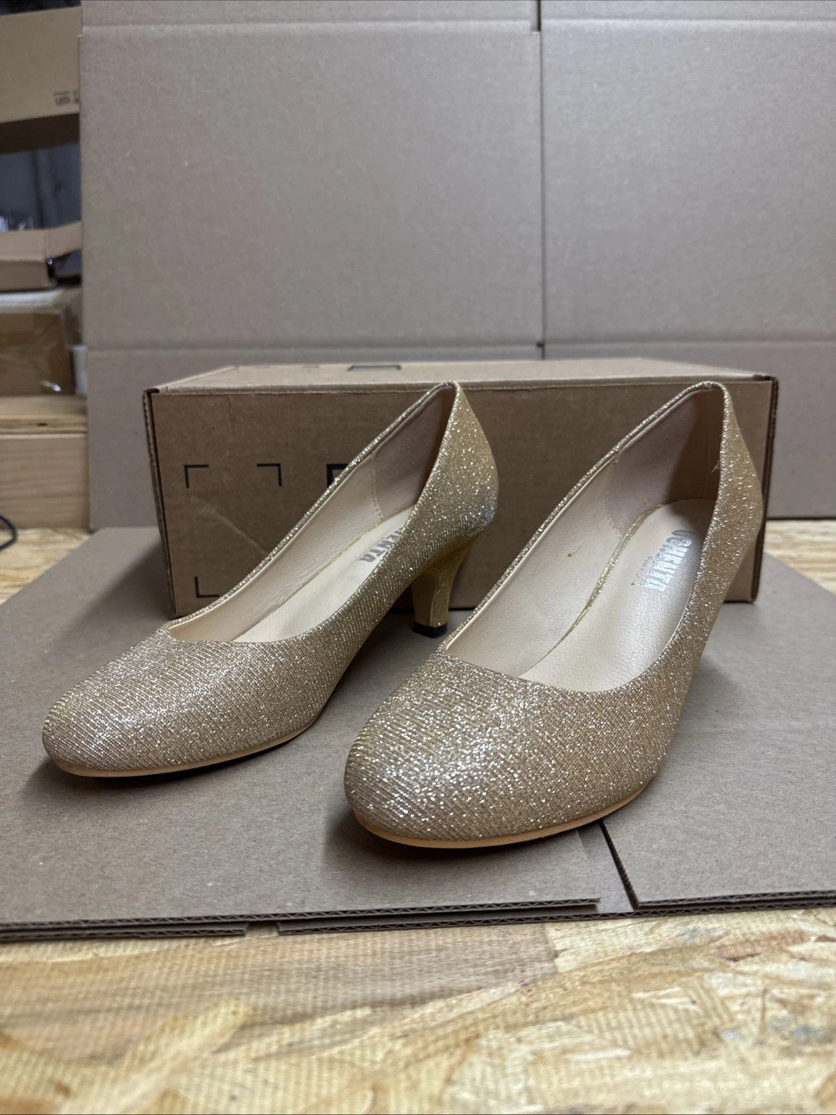 OCHENTA women’s 8 comfortable kitten heel dress shoes round toe slip on pumps