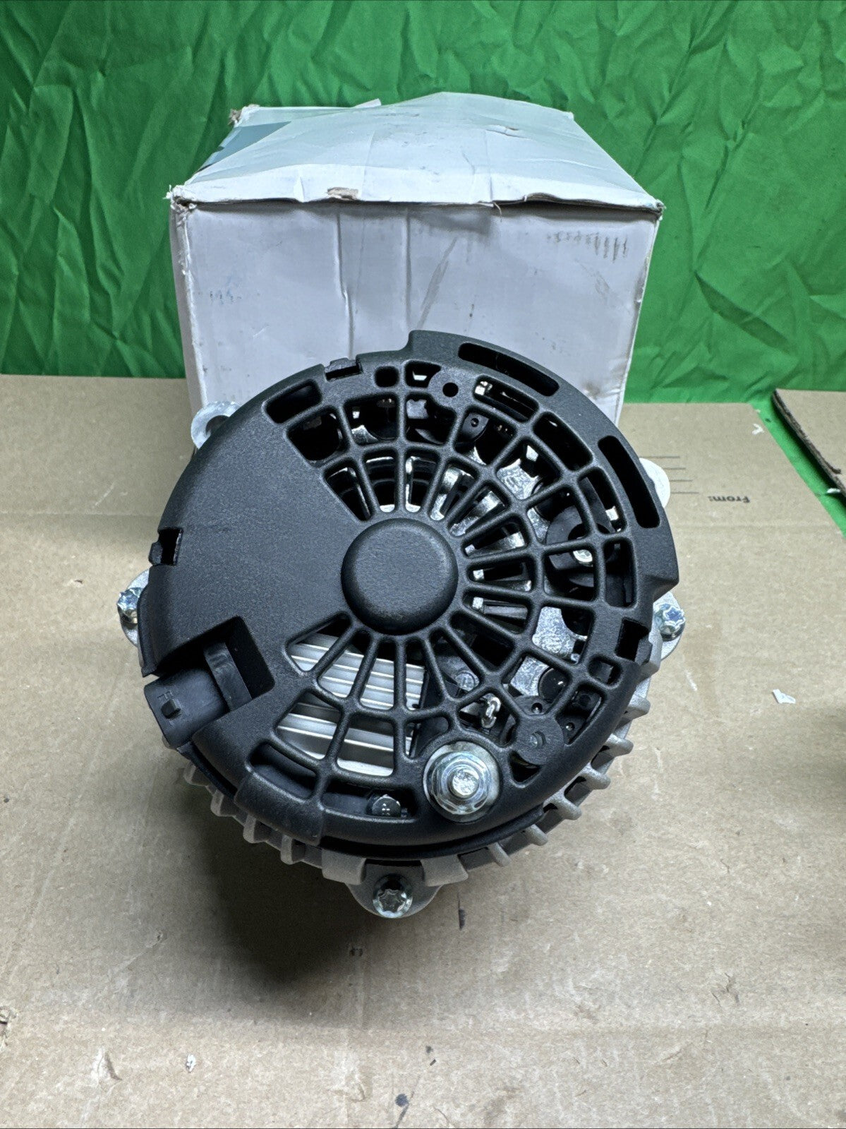 Alternator For GMC Envoy 2007-2008 Sierra 1500 2005-2007 90-01-4456; 400-12247