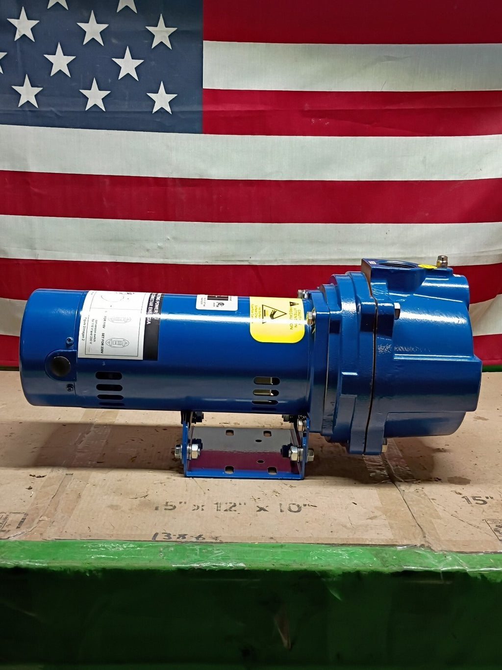 Everbilt HDLS15 1-1/2 HP Cast Iron Lawn Irrigation Pump, 61 GPM 51 PSI Open Box,