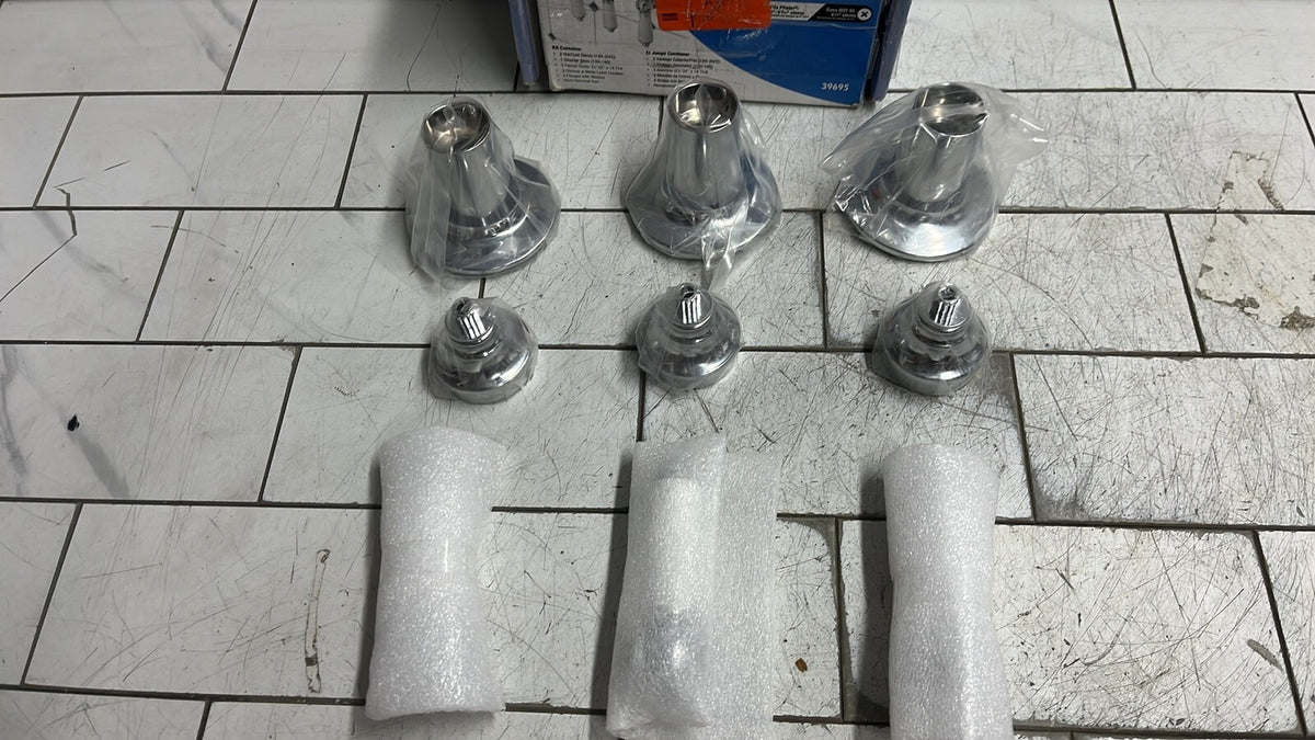 Danco 39695 Tub/Shower Remodeling Kit for Pfister -OB Complete Set.