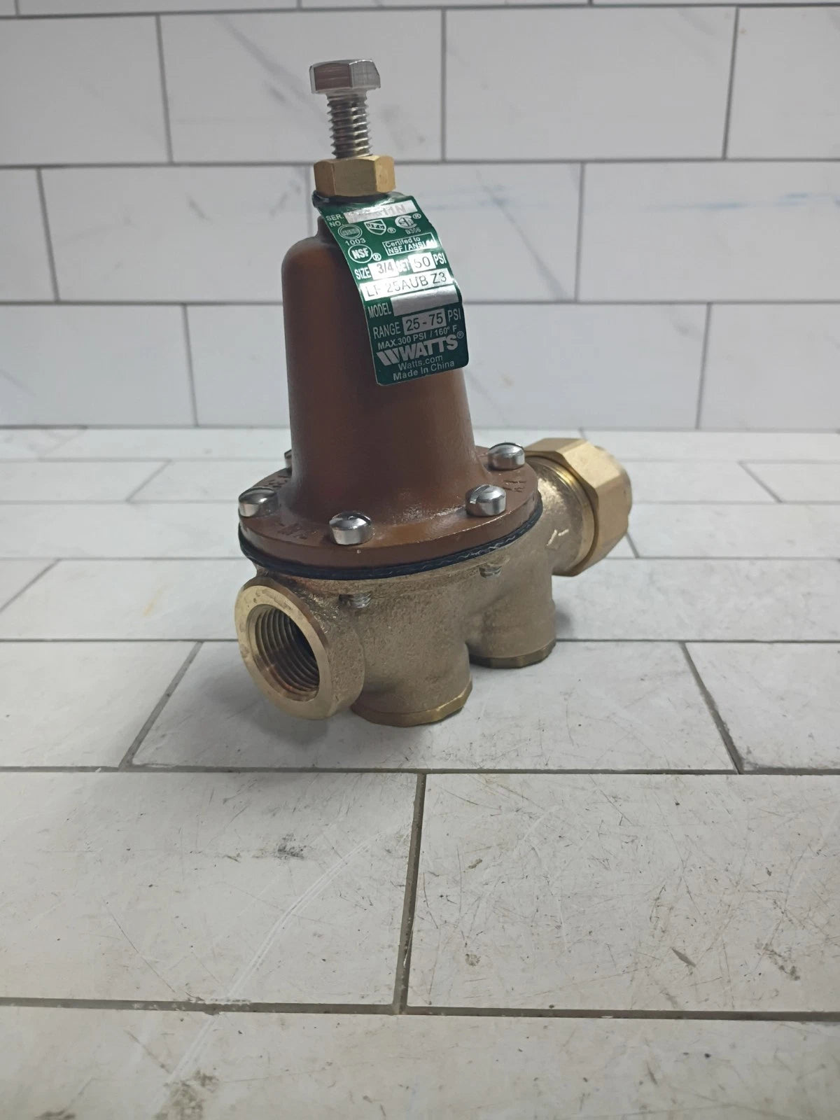 Watts LF25AUB-Z3 Water Pressure Reducing Valves, 3/4" Open Box