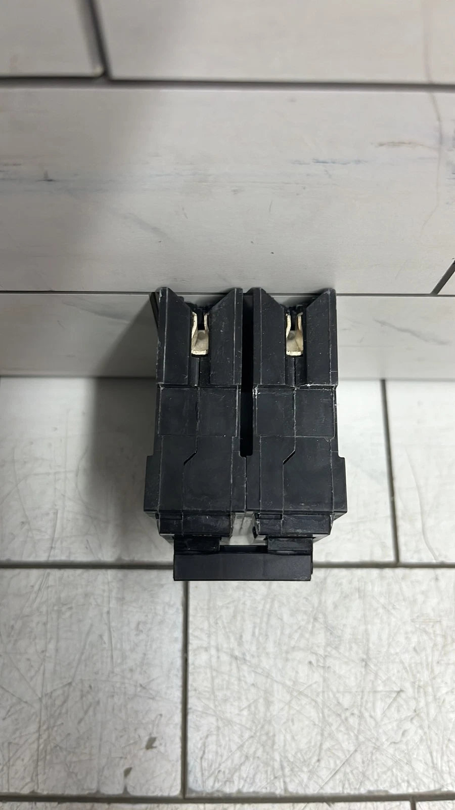 ABB THQL21125PA 125 Amp 1 in. Double-Pole Circuit Breaker OB