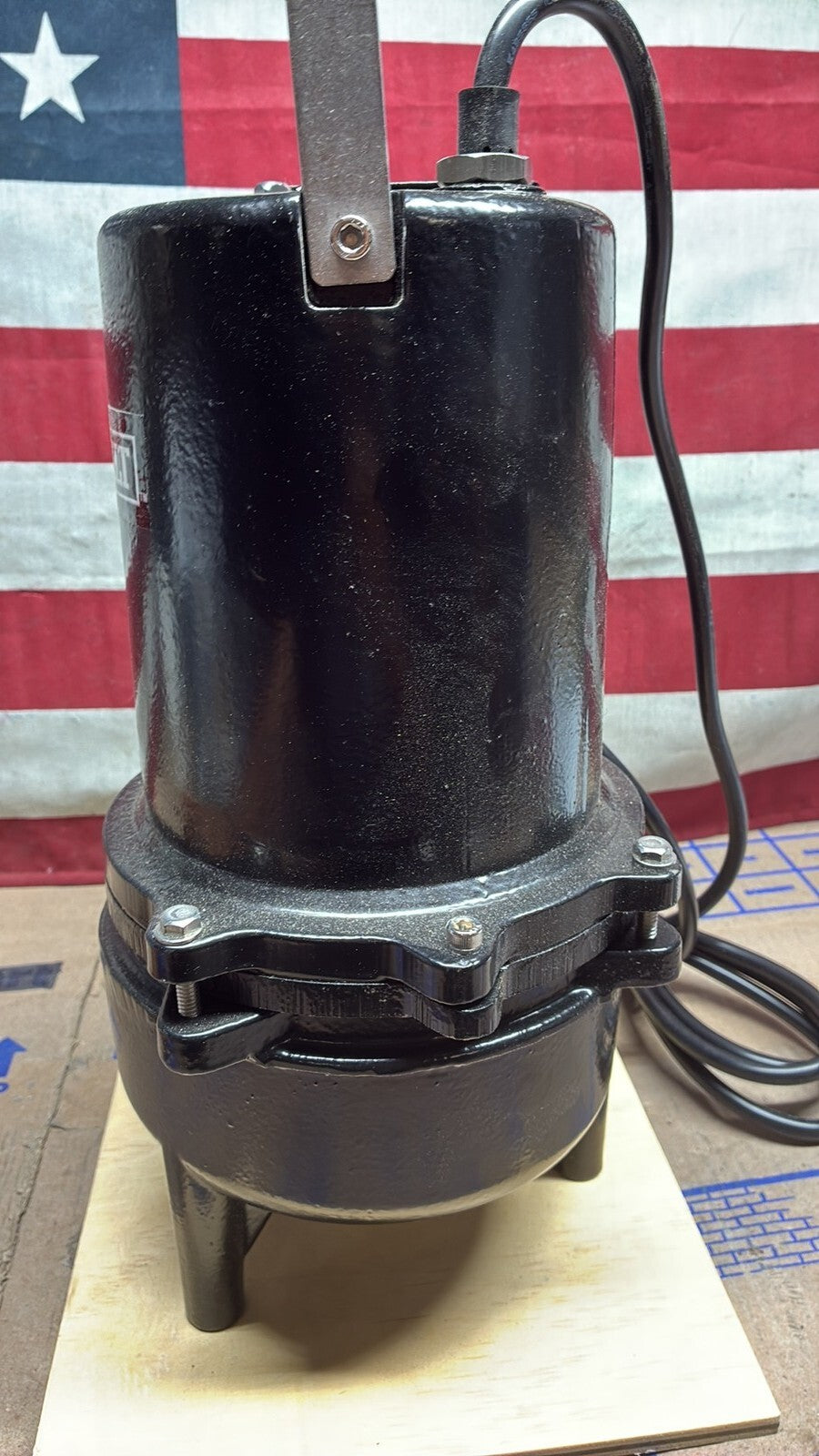 Everbilt ESE50W-HD 1/2 HP Cast Iron Sewage Ejector Pump Model open box