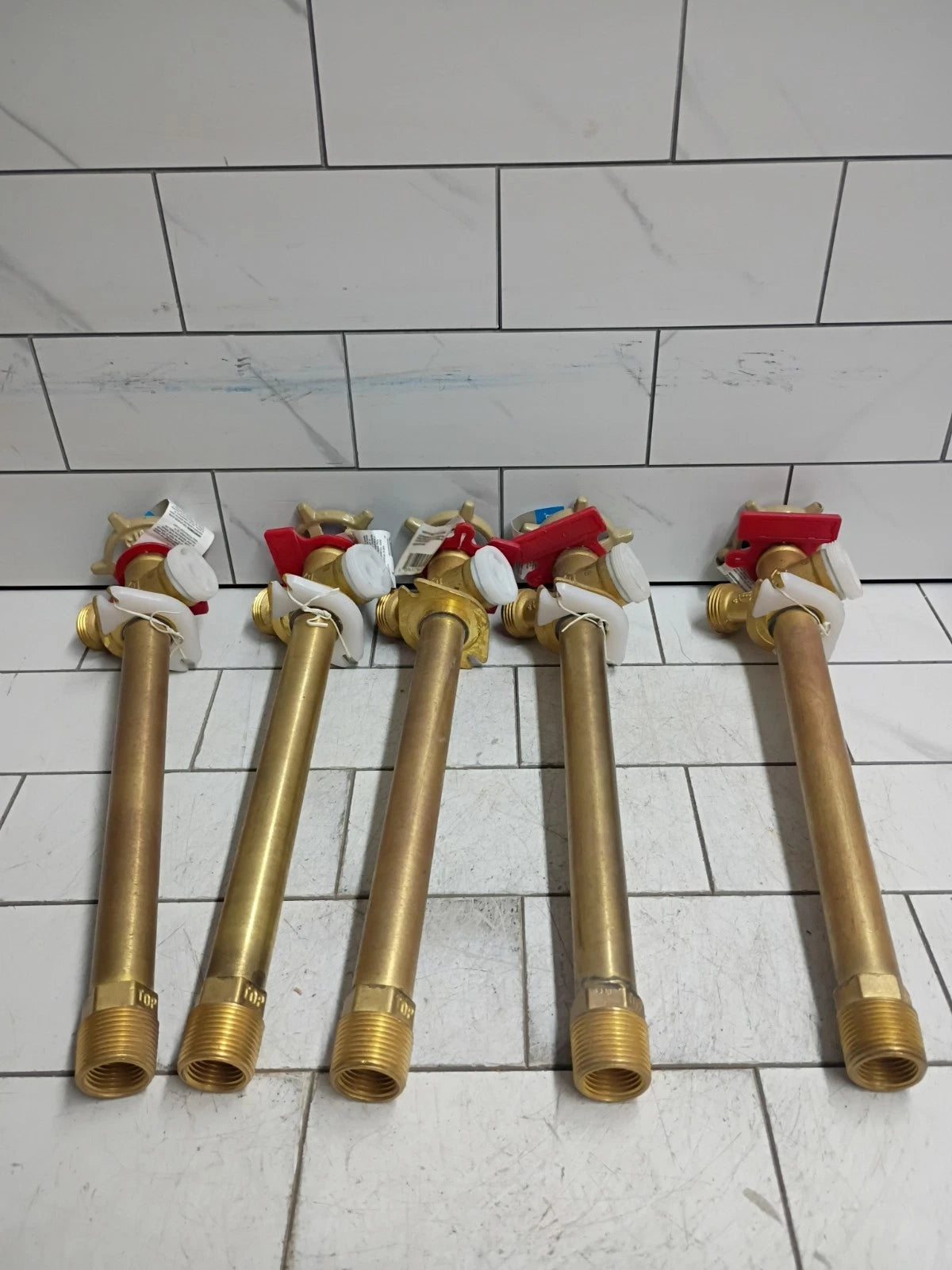 Everbilt Brass 8" Anti-Siphon Sillcock 3/4" MIPT 1/2" MHT VFF-ASP-G15EB **READ**