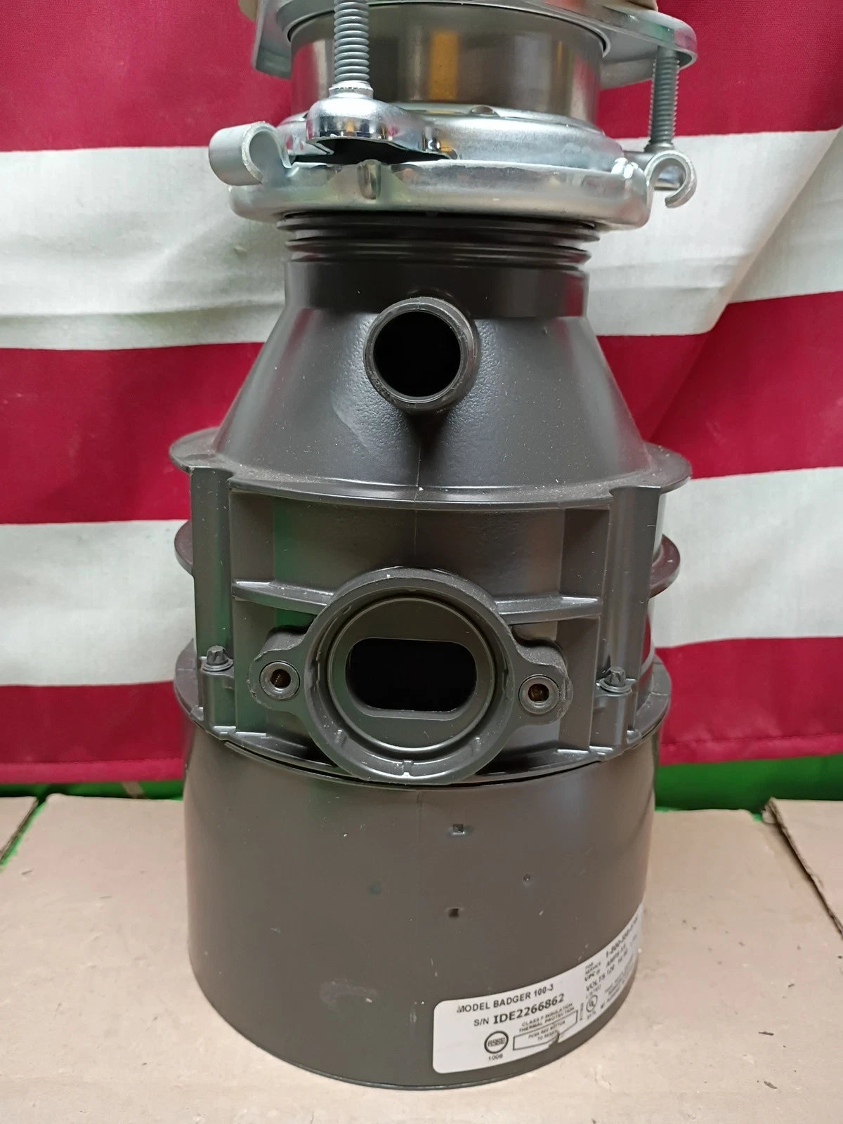 InSinkErator Badger 100, 1/3 HP Continuous Feed Kitchen Garbage Disposal, OB