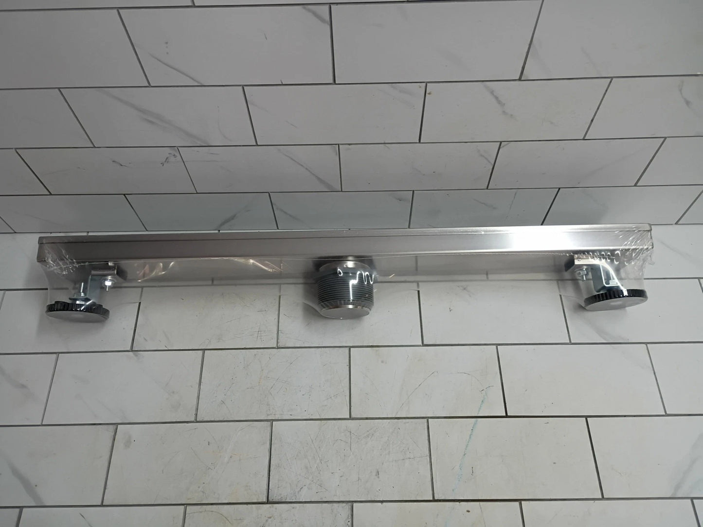 24 in. Stainless Steel Linear Shower Drain with Square Pattern Drain Cover NEW