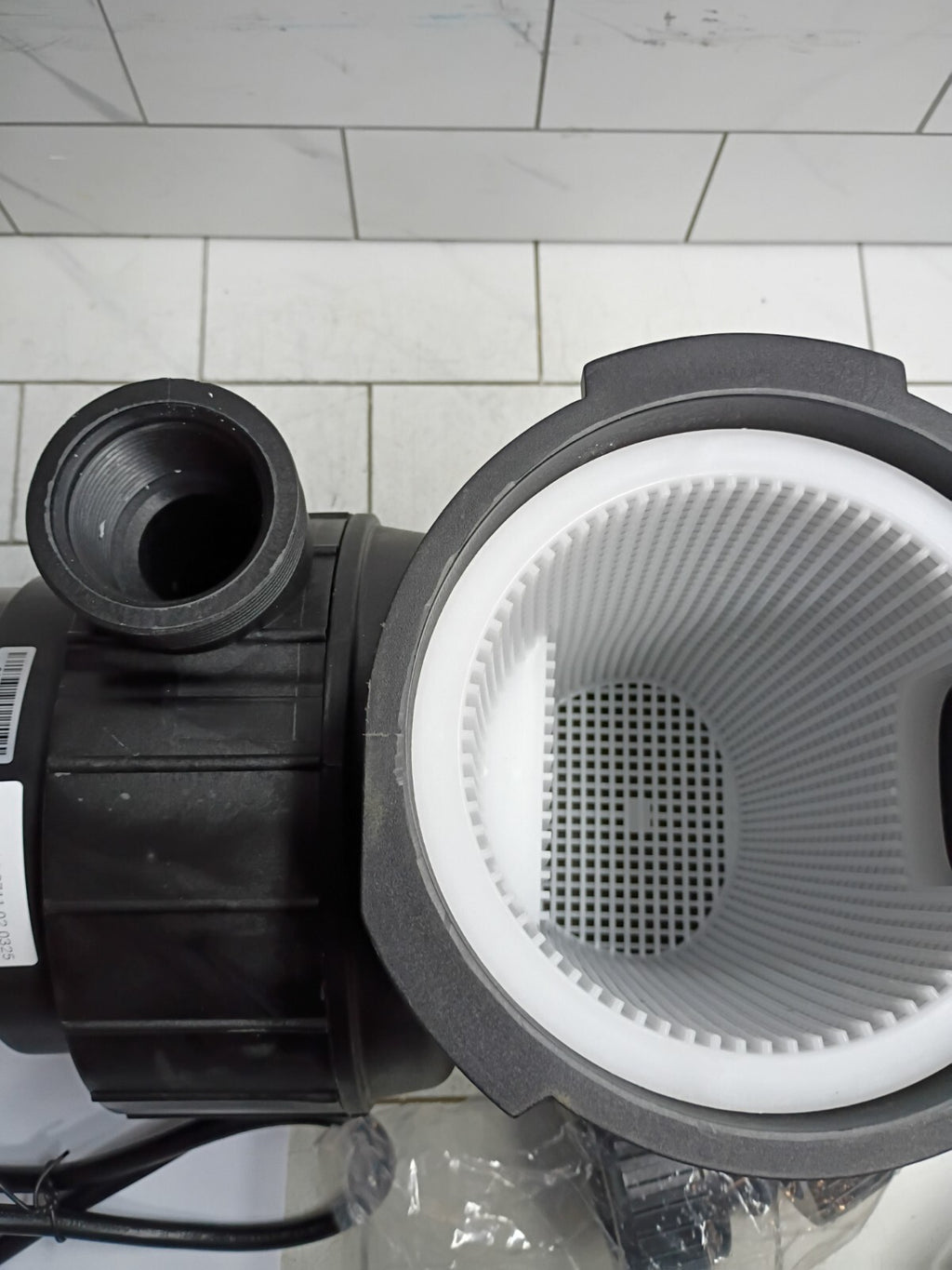 Vevor 1.5HP Swimming Pool Pump 1.5" Strainer Basket HAP1100 OPEN BOX
