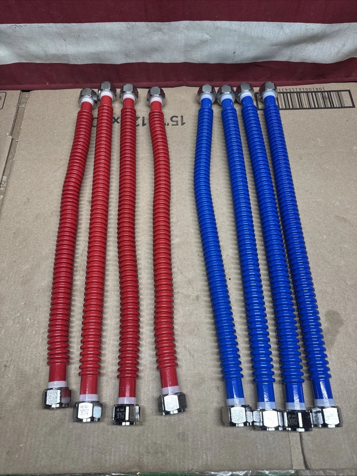 Lot Of 8 Everbilt 3/4" X 18" Water Heater Flex Connector Red & Blue Open Box