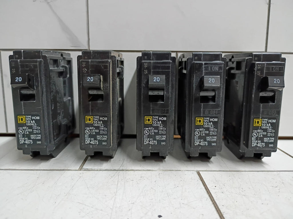 (5 Pack) Square D Homeline HOM120CP 20 Amp 1 Pole Plug In Circuit Breaker OB
