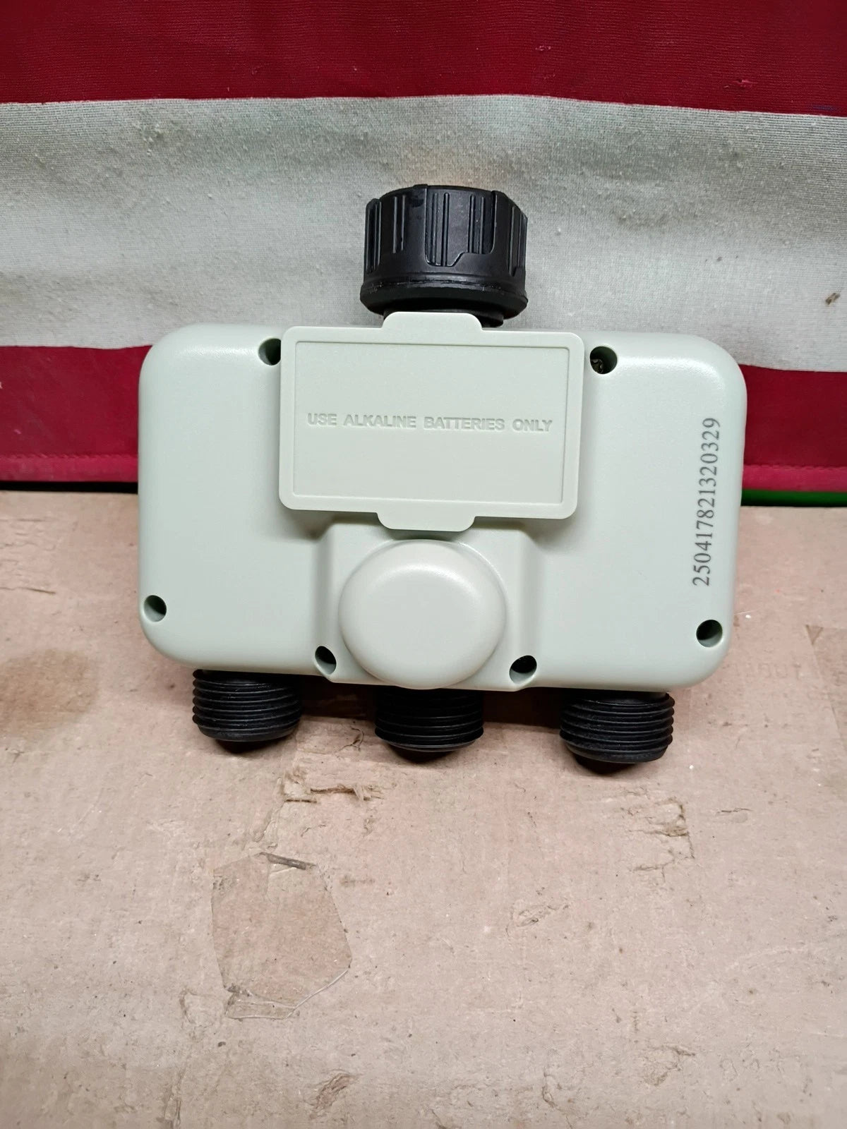 VEVOR Water Timer 3 Outlets, Hose Watering Sprinkler with 3 Independent, OB,