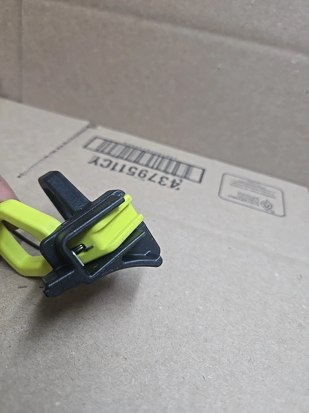 RYOBI Z54LI, Z42Li & Z30Li deck level lock
