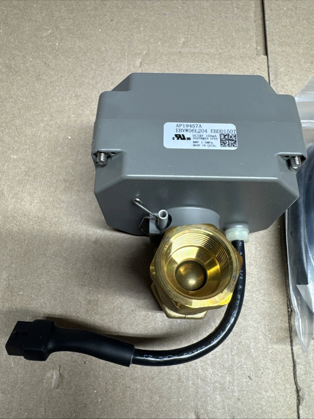 Rheem - AP19457A Leak Guard Water Heater Leak Detector Automatic Shut-Off Valve