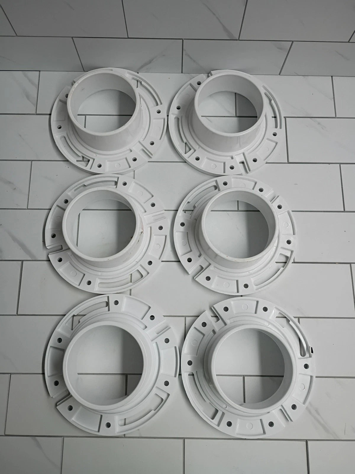 6pck 3" X 4" PVC CLOSET FLANGE NO PIPE STOP STANDARD PATERN New Open Box