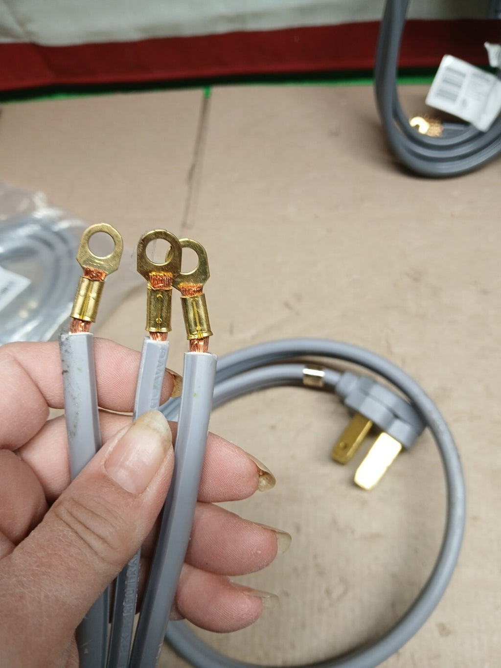 Lot Of Range And Dryers Cords Everbilt (See Discription) Below