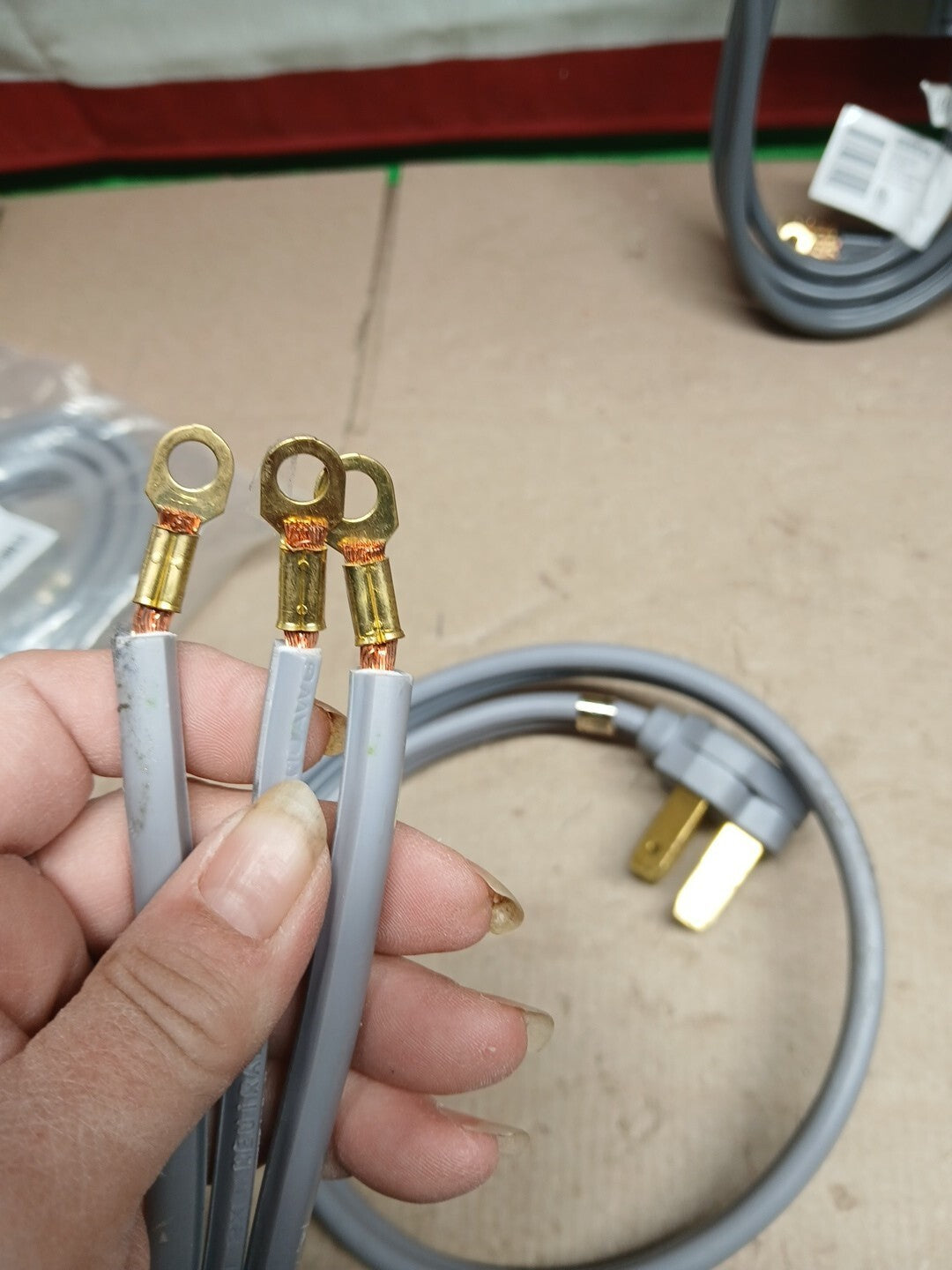 Lot Of Range And Dryers Cords Everbilt (See Discription) Below