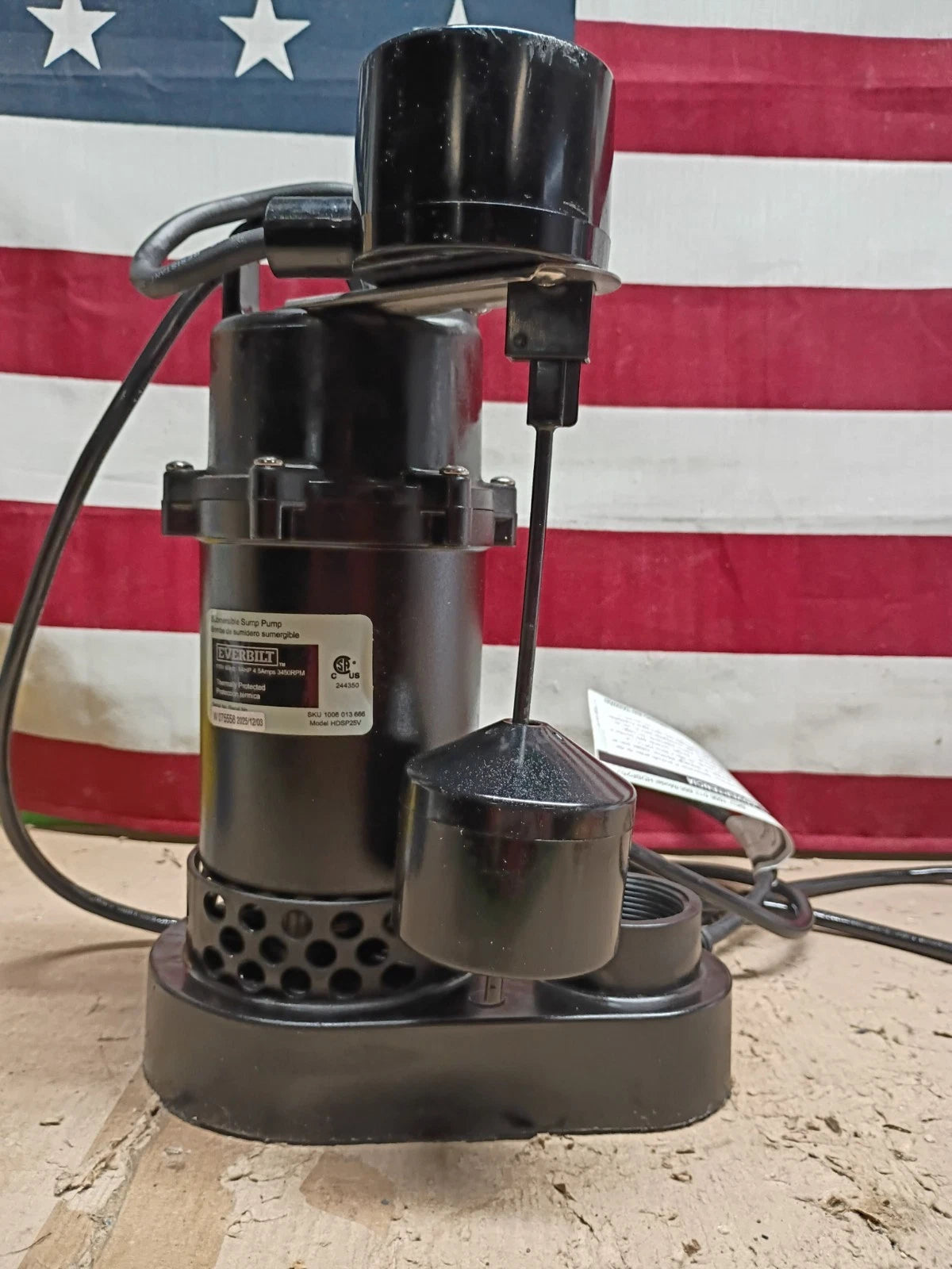 Everbilt HDSP25V 1/4 HP Submersible Sump Pump Thermoplastic, Open Box.