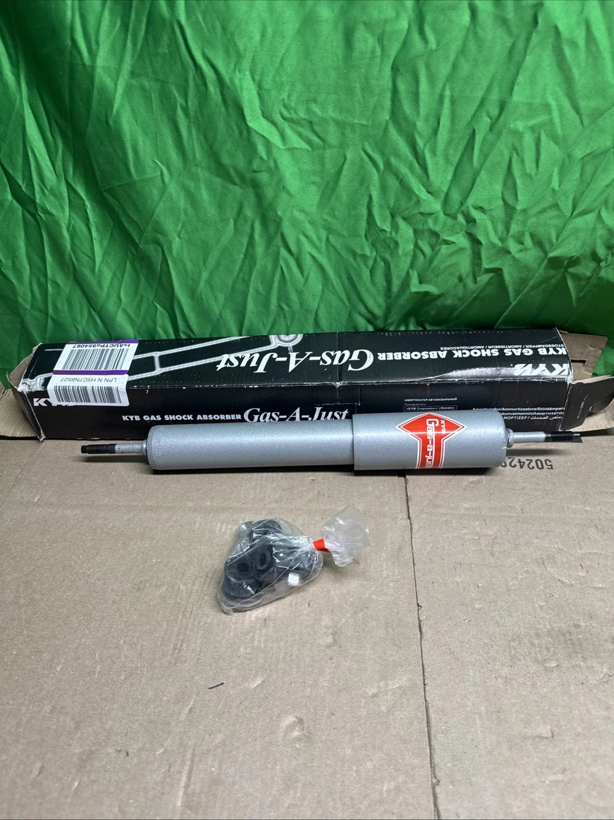 One New KYB Shock Absorber KG5514 for Chevrolet Ford GMC Mercury Volvo