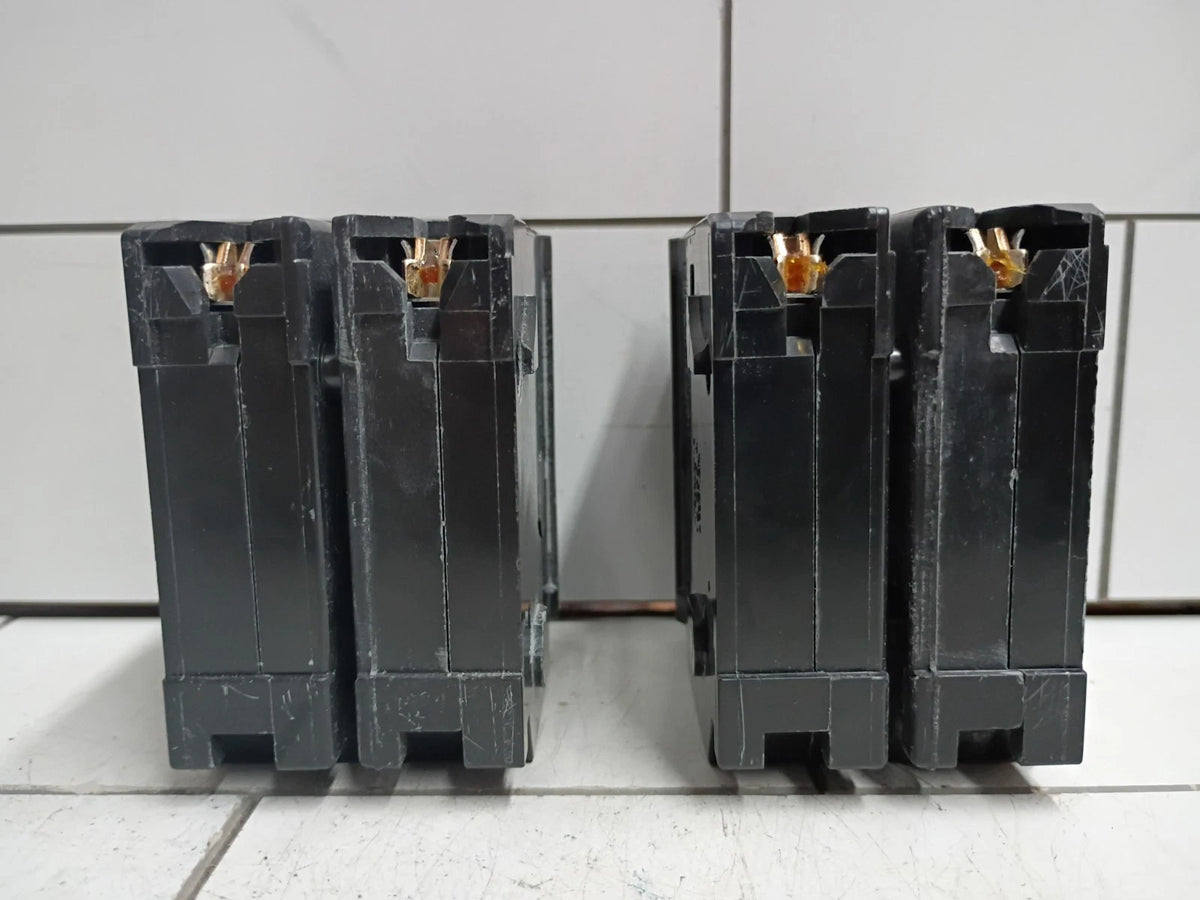 (2 Pack) Square D Hom225 25 Amp 2-Pole Circuit Breaker Open Box