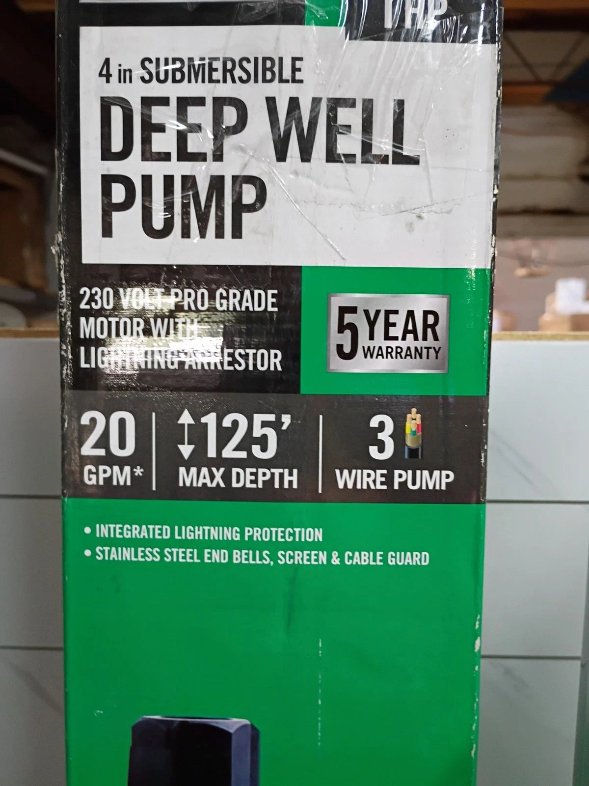 Everbilt HDSUB10-203 1HP Submersible 3-Wire 20GPM Well Pump Open Box