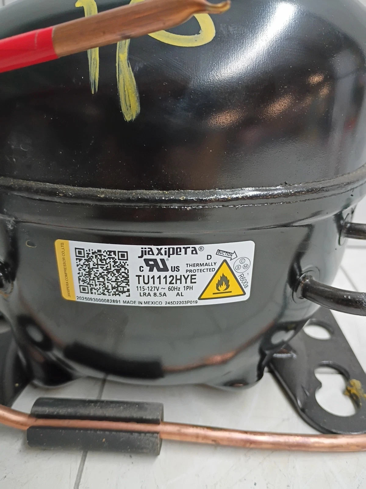 GE Refrigerator Compressor EZ65H1A-U, WR87X37849, WR87X31765 Read Description.