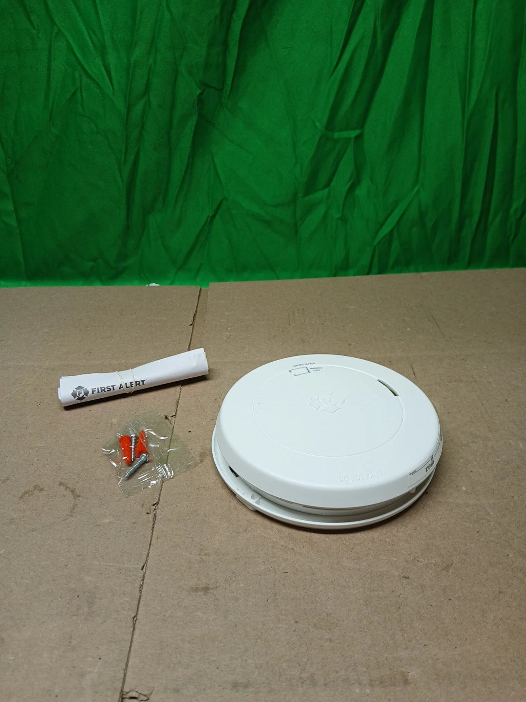 First Alert BRK 1046740 Smoke Alarm Slim Profile Design NEW OPEN BOX
