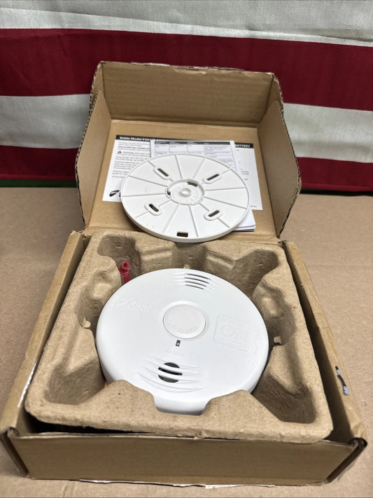 Kidde Smoke Detector 10-Year Battery Photoelectric Sensor Smoke Alarm - P3010B