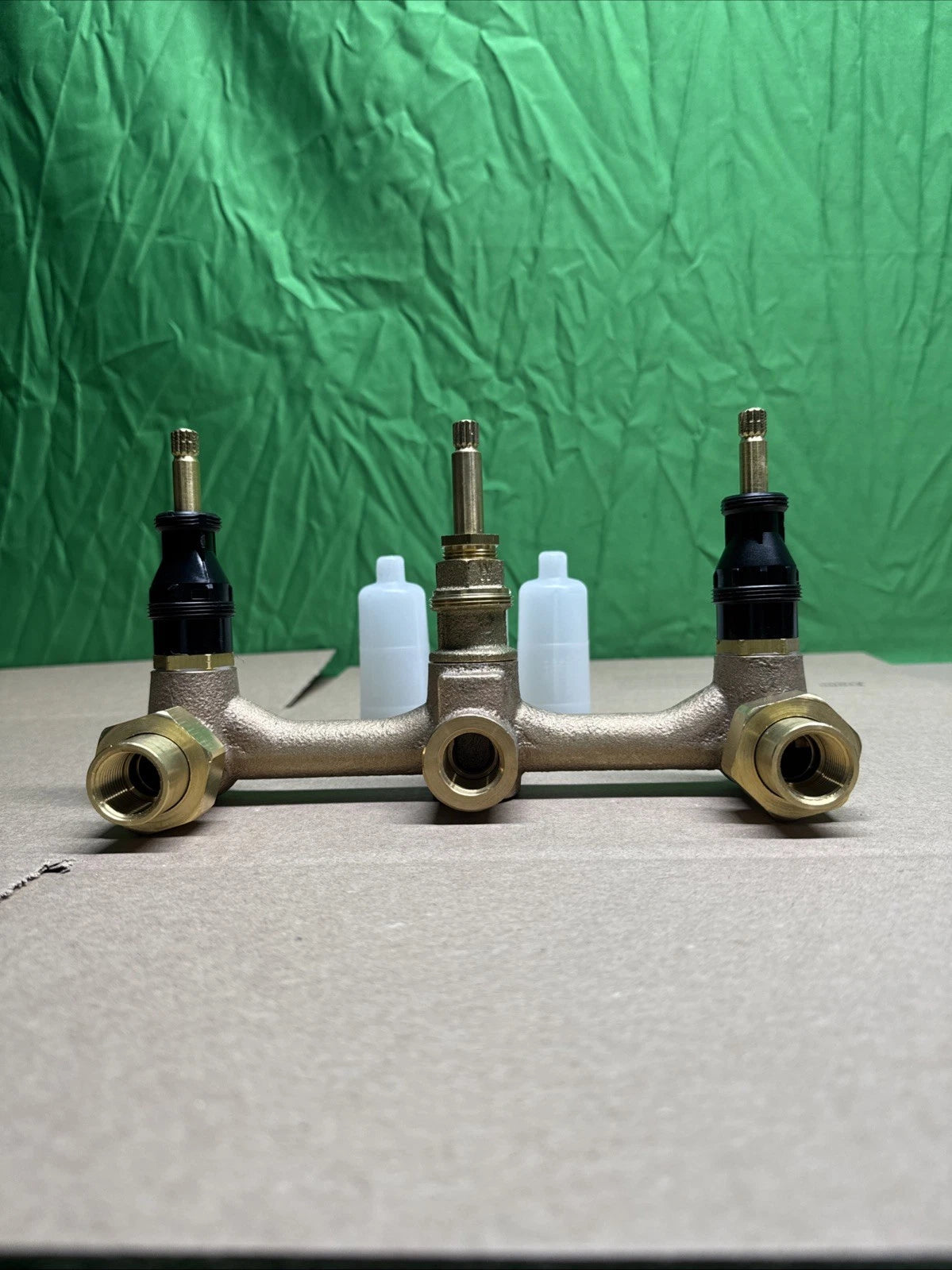 Pfister 01-31XA 8 in. Fixed Brass 3-Handle Rough In Valve Body