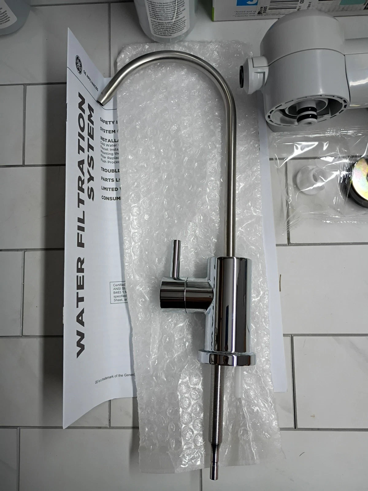GE Under Sink Dual Stage Water Filtration System with Faucet GXK255TBN